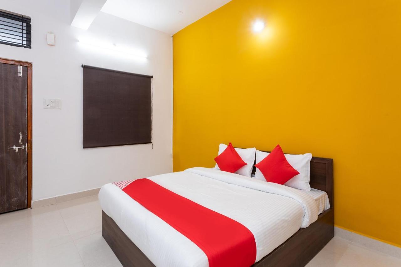 Oyo Hotel Convivial Paradise Shamsgarh Exterior foto