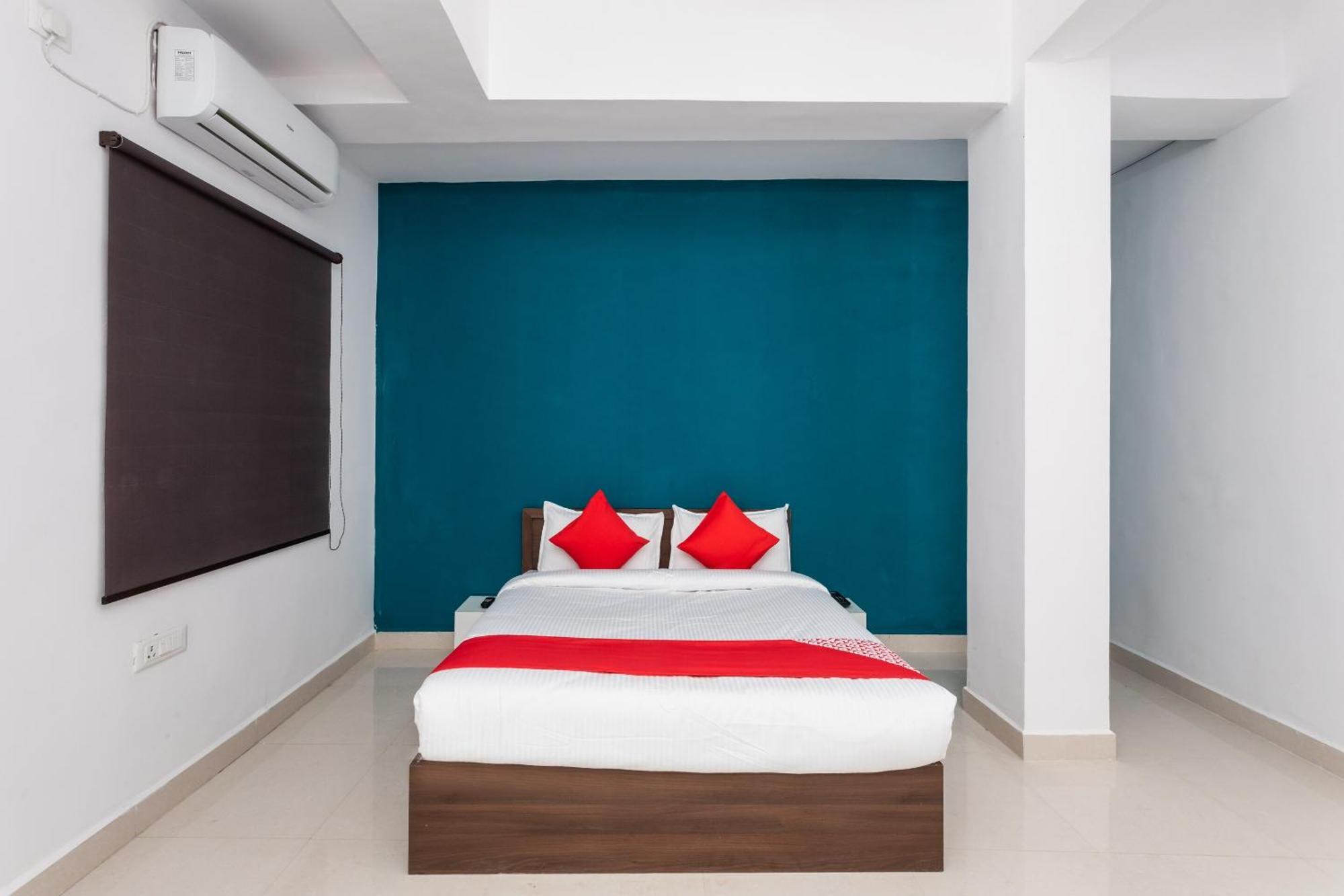 Oyo Hotel Convivial Paradise Shamsgarh Exterior foto